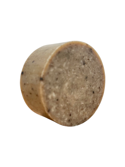 Savon naturel saponifié à froid à l'huile et graines de Nigelle